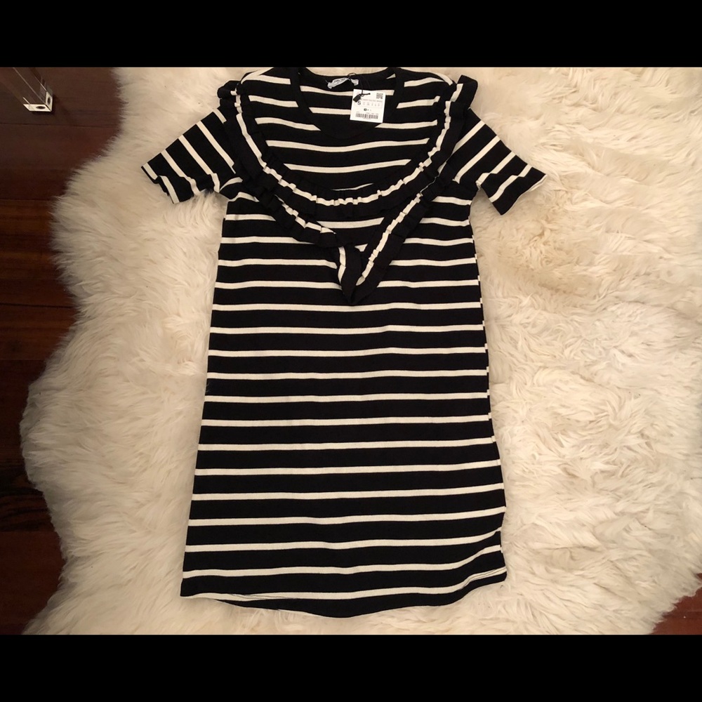 Zara ruffled pencil dress SM NWT - Picture 4 of 5